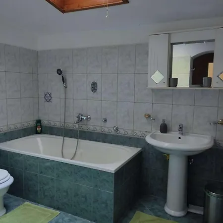 With A Parking Space Losinj, Losinj - 22940 Apartmán Mali Lošinj