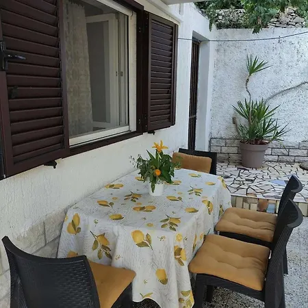 Apartmán With A Parking Space Losinj, Losinj - 22940